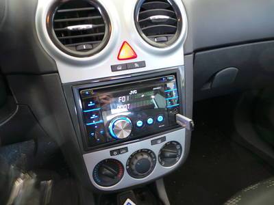 Opel Corsa D bekommt das Kenwood DDX4016BT eingebaut