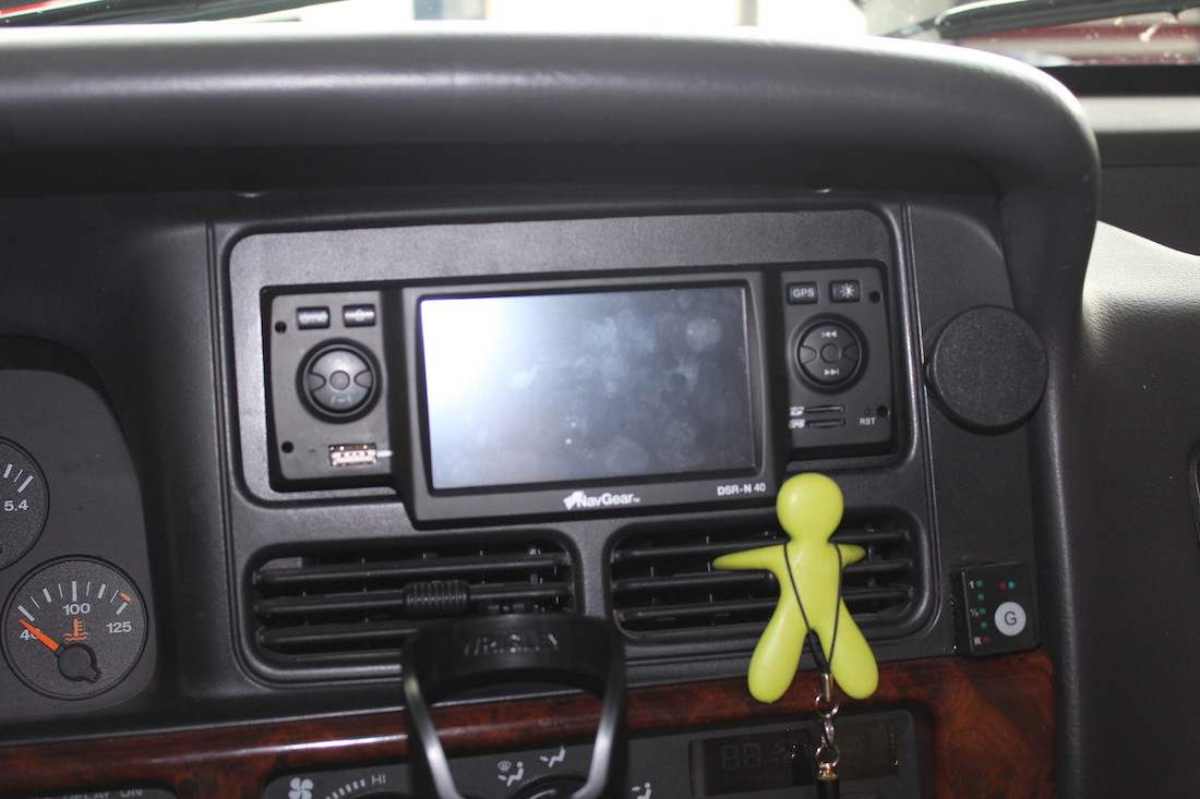 AutoradioEinbau Jeep Grand Cherokee ARS24