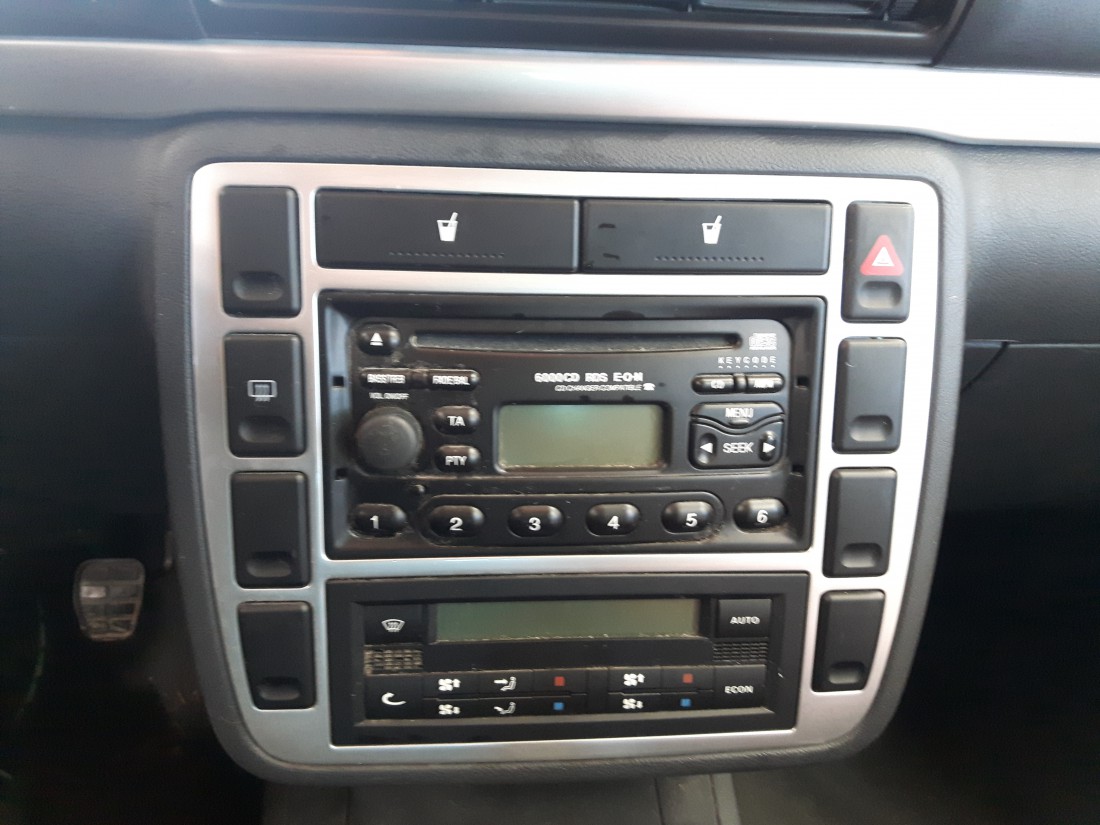 AutoradioEinbau Ford Galaxy ARS24